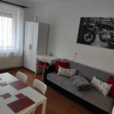 Feherhegyi Apartman Apartment