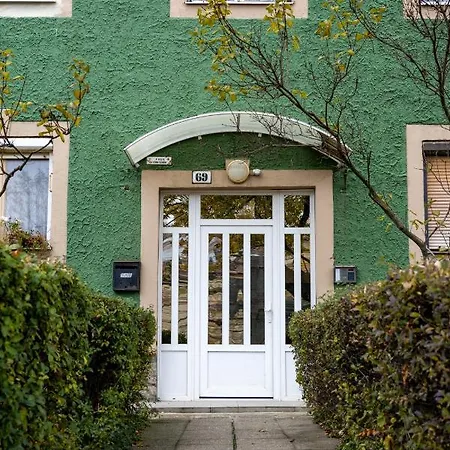 Feherhegyi Apartman * Pécs